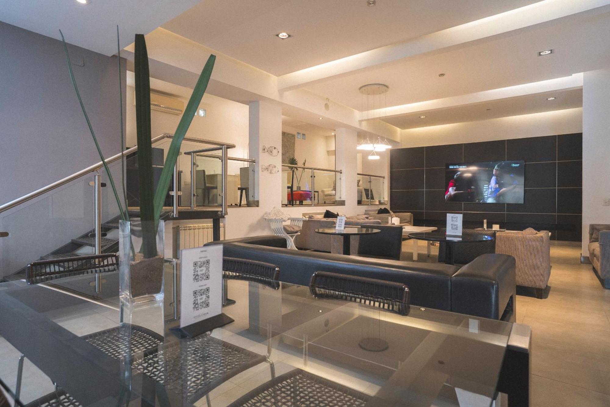 Hotel Tolosa Puerto Madryn Buitenkant foto